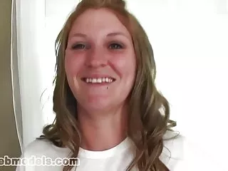 Nigga جلا کمی بزرگ سیاه و سفید فیلم کردن کون دیک