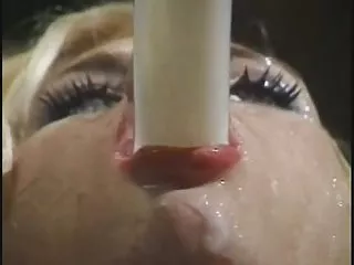 سکسی دانلود فیلم سکسی از تلگرام عروسک علاقه مند به شیطان در حمام